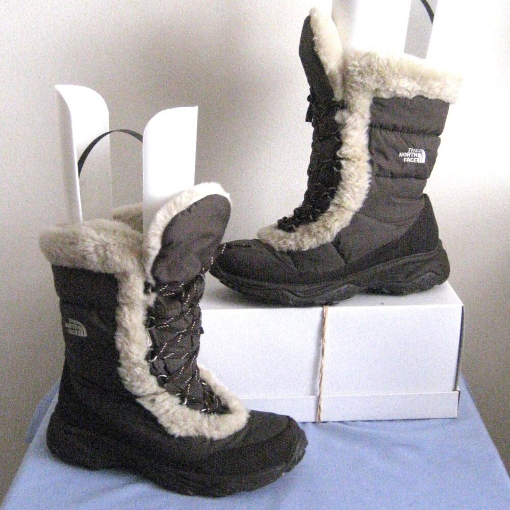 The North Face Nuptse Fur II 2 Heatseeker Boots, Brown, Size Girls 5/Women's 6.5